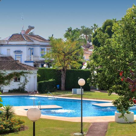 Sun Beach Apartment Estepona Eksteriør billede