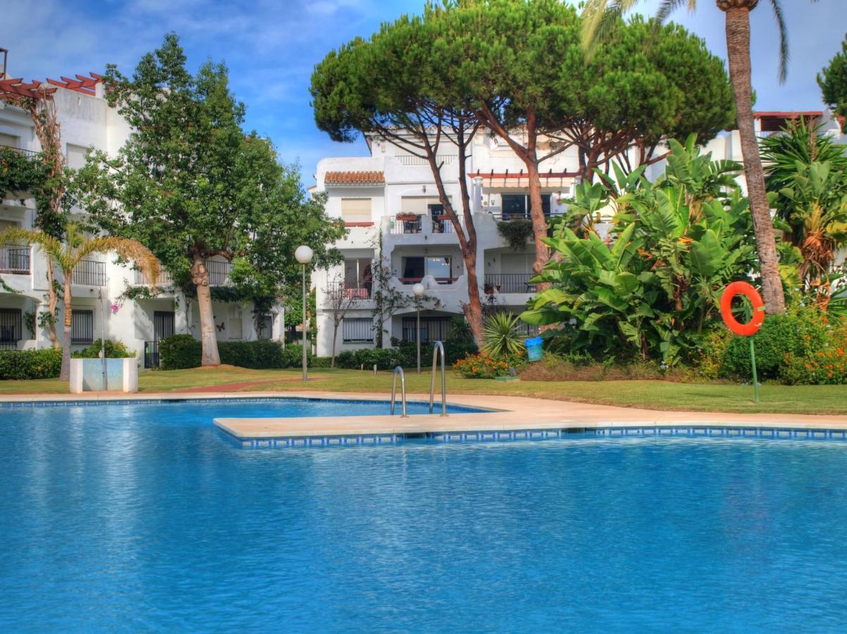 Sun Beach Apartment Estepona Eksteriør billede