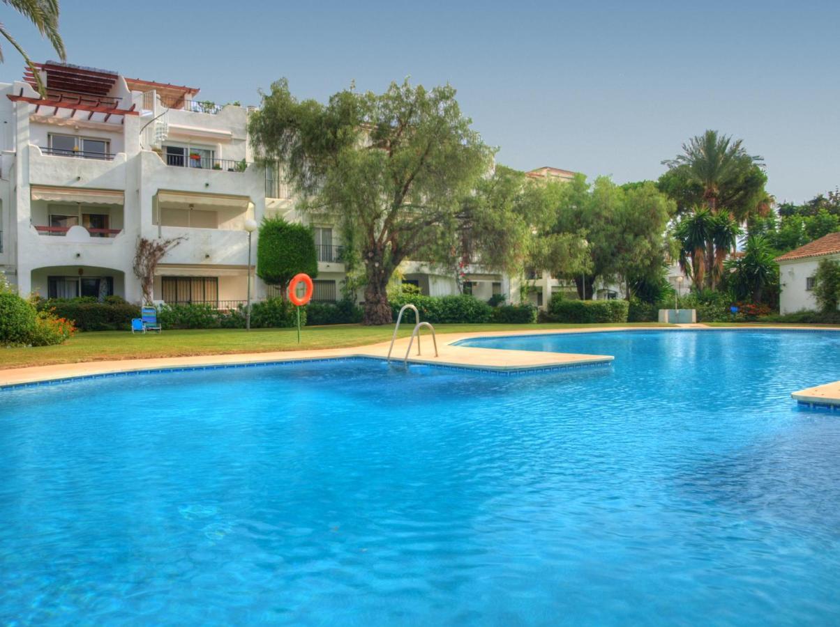 Sun Beach Apartment Estepona Eksteriør billede