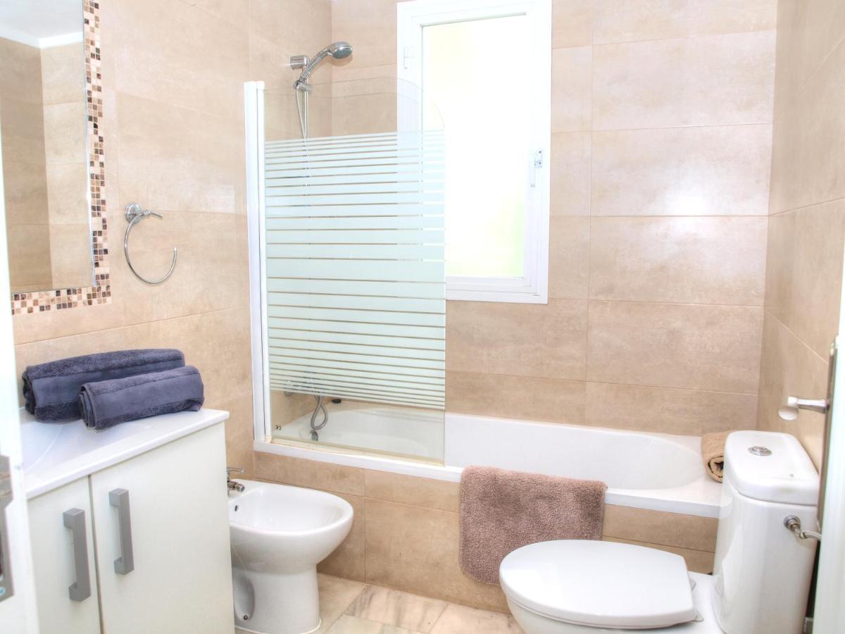 Sun Beach Apartment Estepona Eksteriør billede