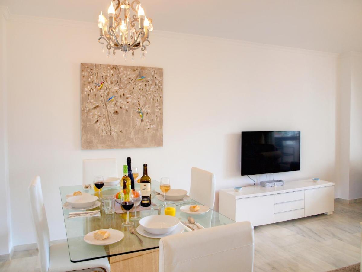 Sun Beach Apartment Estepona Eksteriør billede