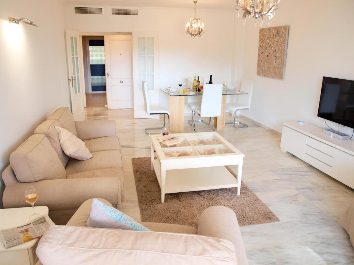 Sun Beach Apartment Estepona Eksteriør billede