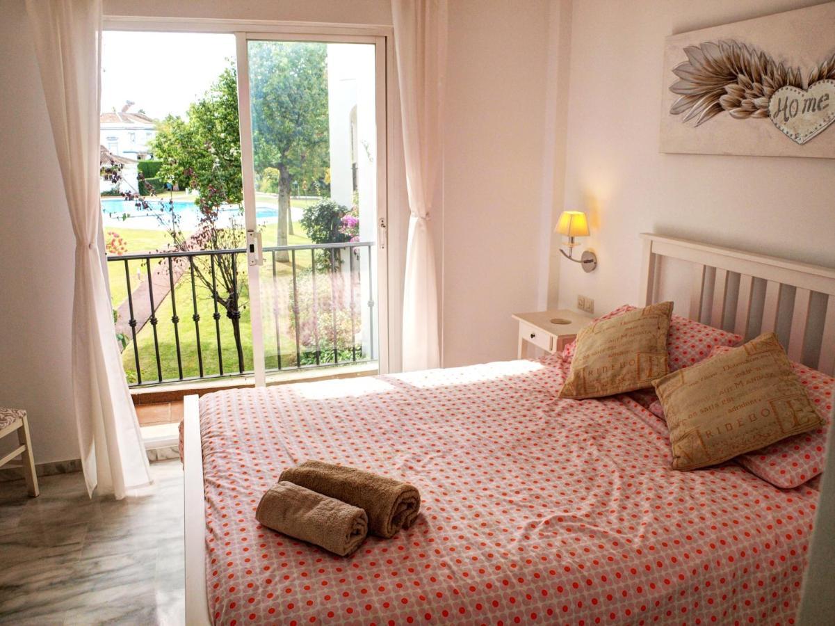 Sun Beach Apartment Estepona Eksteriør billede